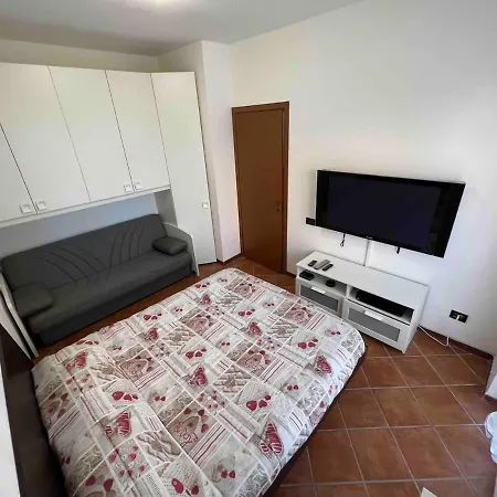Piccolo Monolocale Confortevole Vicino A Milano Апартаменты