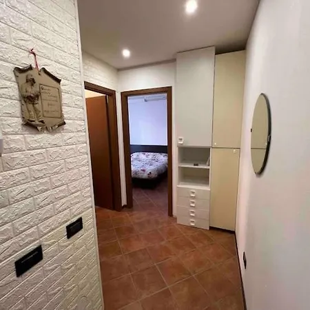 Piccolo Monolocale Confortevole Vicino A Milano Апартаменты *